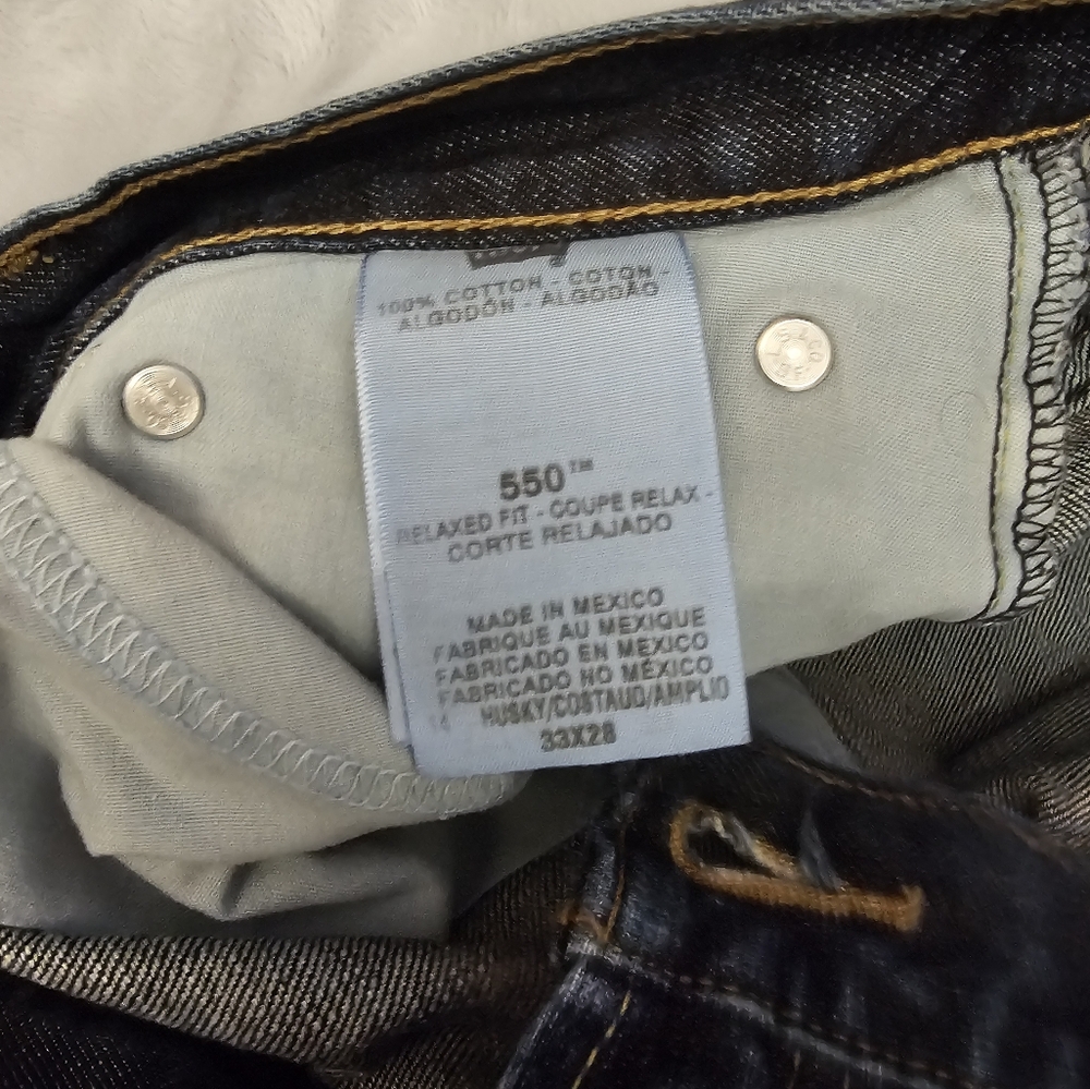 Levi's 550 Husky Fit Jeans - Picture 3 of 5